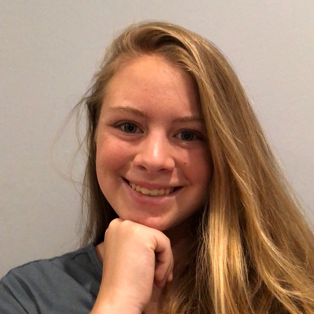 Meet your Posher, Courtney